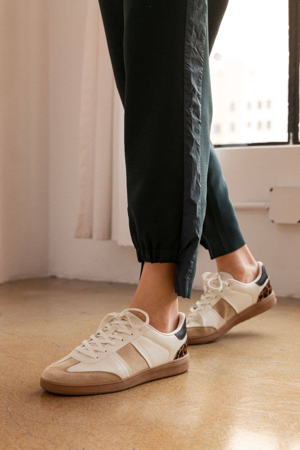 JOH APPAREL Katie Crepe Knit Pant Charcoal