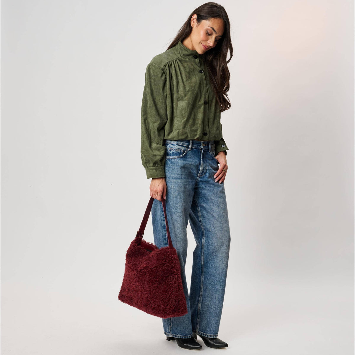 [Moda Luxe - Neve Sherpa Tote: Cream], [Handbags], [Moda Luxe], [Plum Bottom].