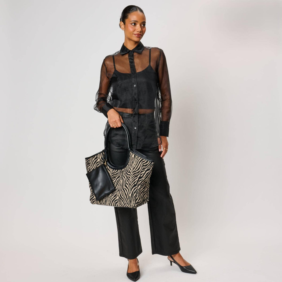 [Moda Luxe - Delilah - Zebra Tote: Black Beige], [Handbag], [Moda Luxe], [Plum Bottom].