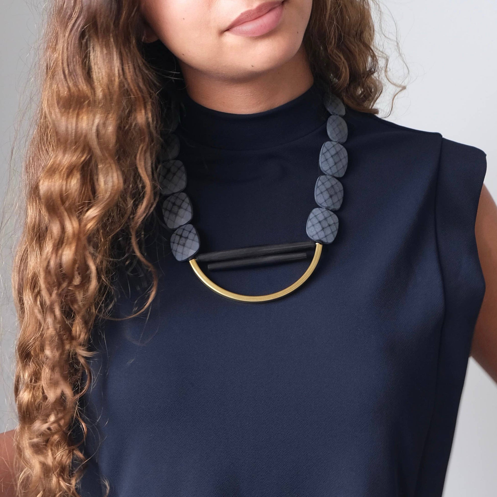 [David Aubrey Jewelry - LEX619  Black bib necklace], [Necklaces], [David Aubrey Jewelry], [Plum Bottom].