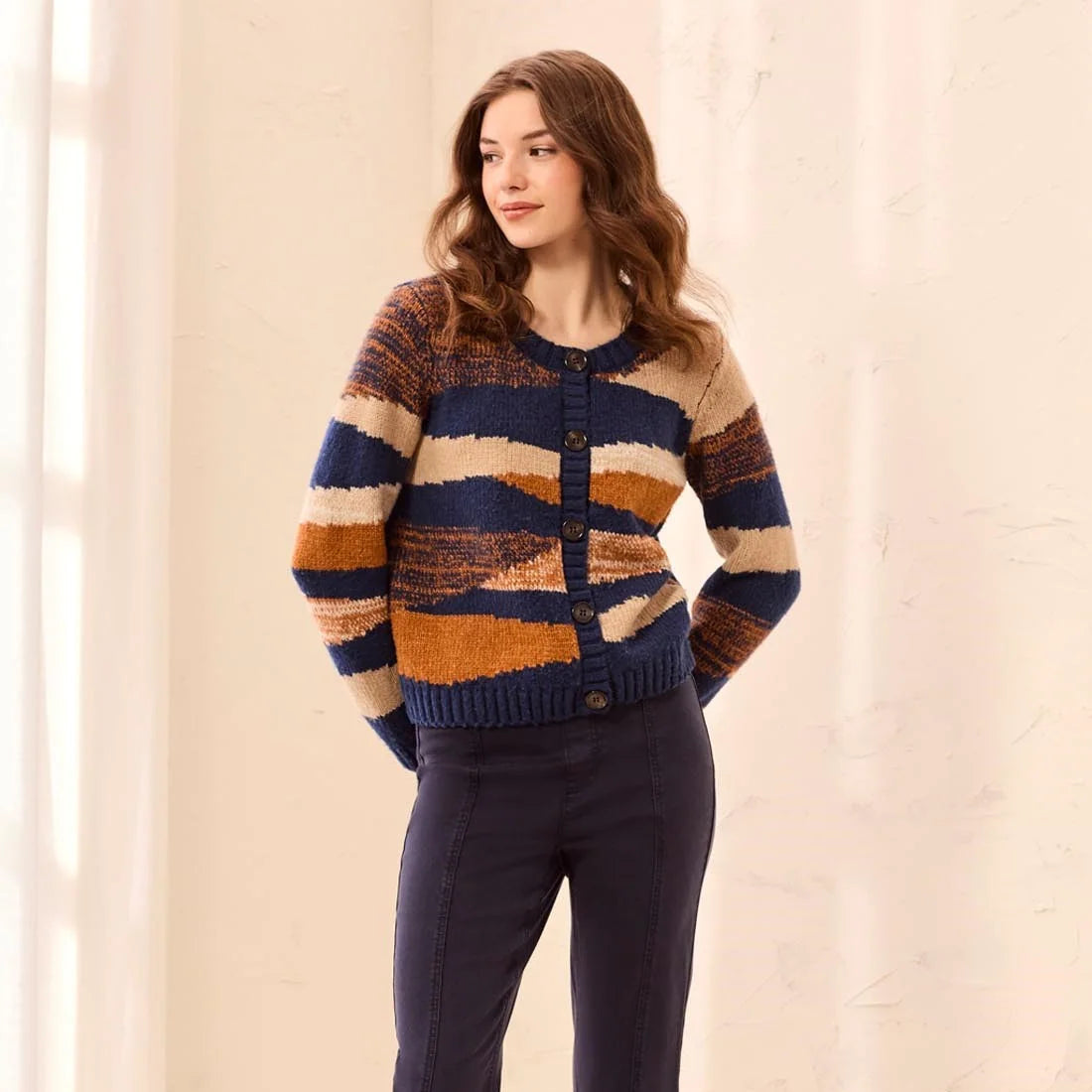 TRIBAL Lofty Crewneck Sweater Cardigan