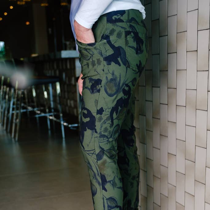[TINA Stephens Italy/Tees By Tina - Mya Abstract Leaf Pant (PL175L): 303 Army], [Pants], [TINA Stephens Italy/Tees By Tina], [Plum Bottom].