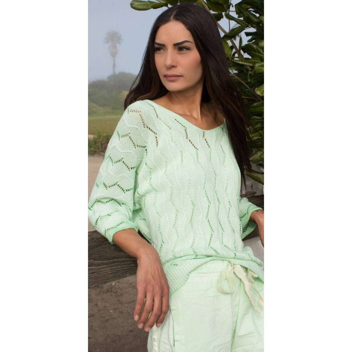 gigi-moda---pienza-knit-top-whiteclothinggigi-modaplum-bottom-35925274