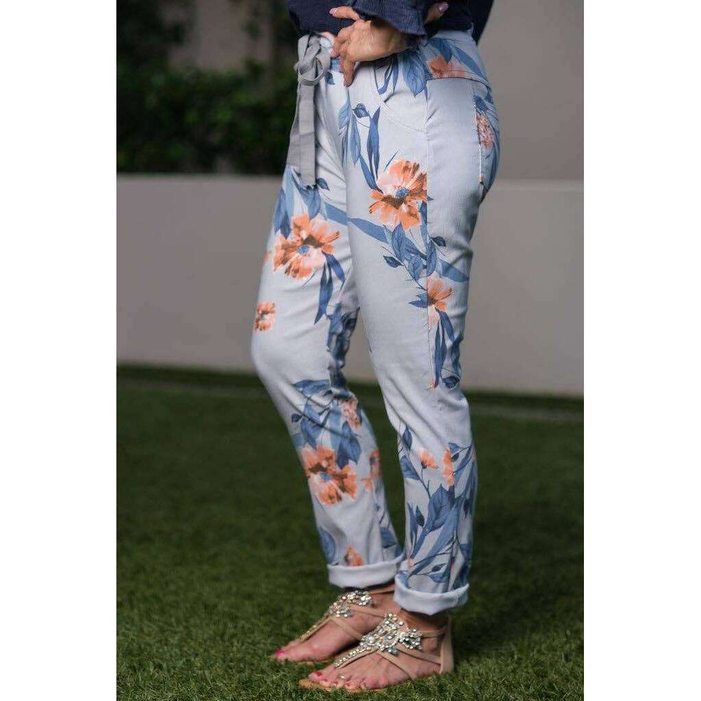 tina-stephens-italytees-by-tina---roseann-floral-print-pant-pl710f-100-whiteclothingtina-stephens-italytees-by-tinaplum-bottom-35914660
