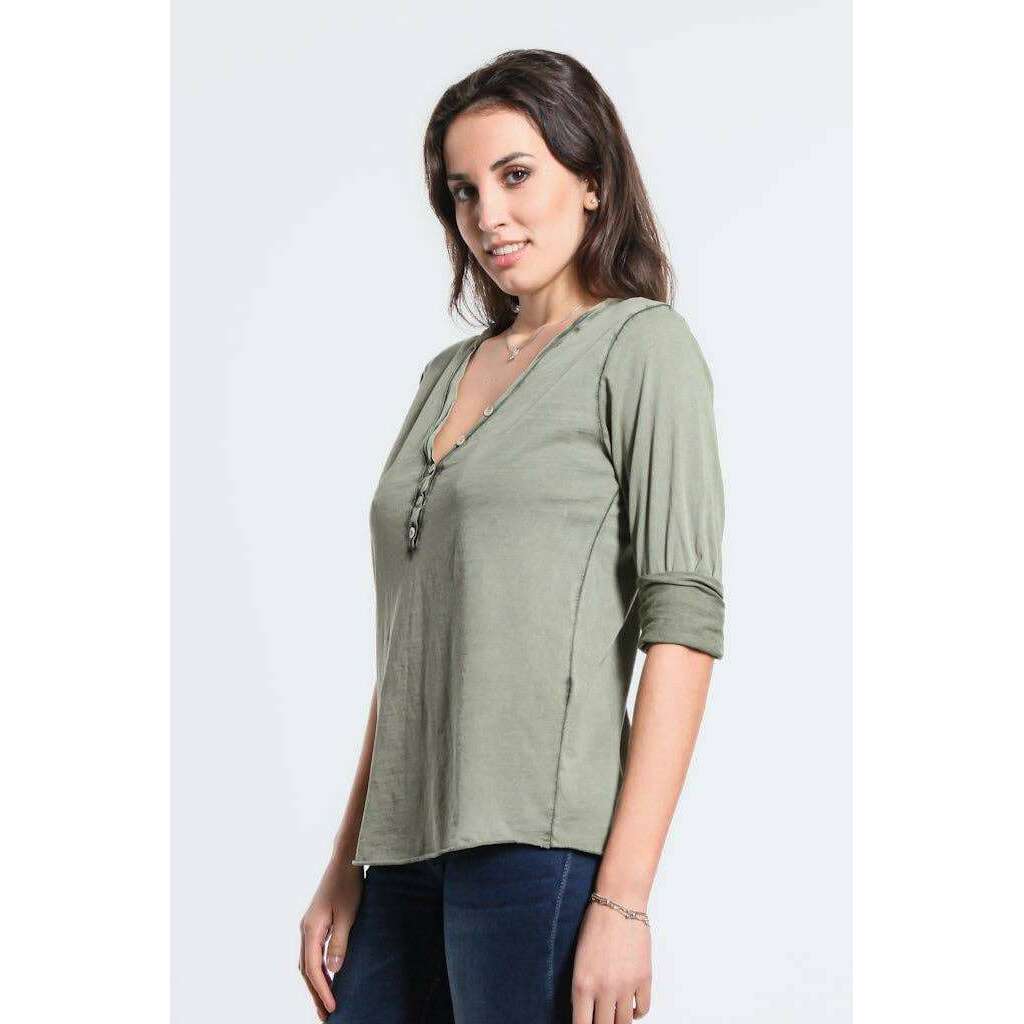 tina-stephens-italytees-by-tina---paris-henley-bq178-241-taupe-spray-washclothingtina-stephens-italytees-by-tinaplum-bottom-35915137
