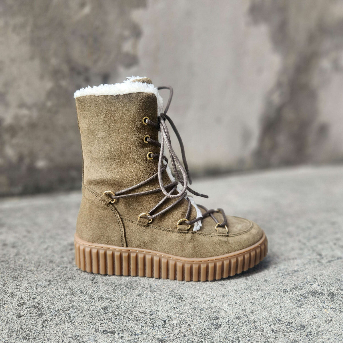 Eric Michael Stormy boot
