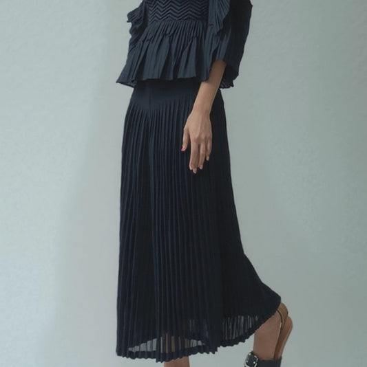 Ellyndale - Pleated Pant - Black