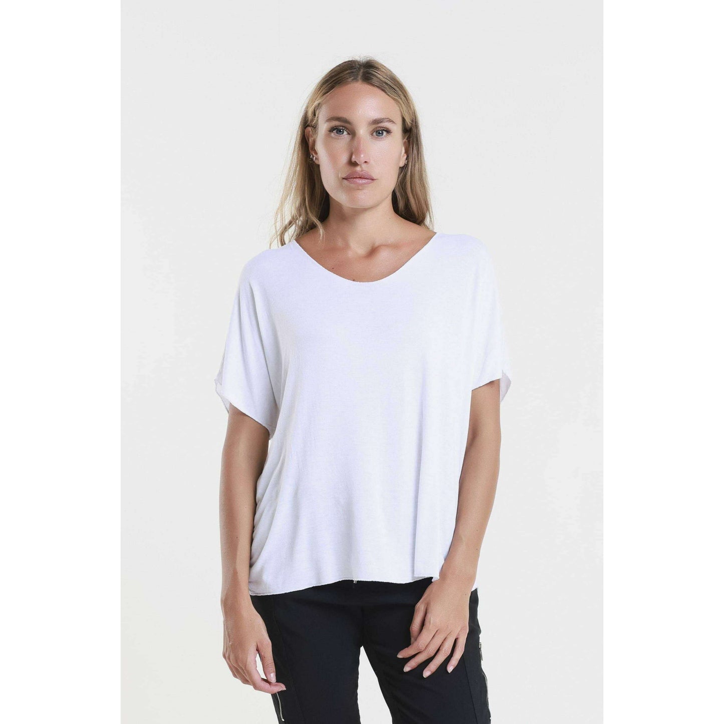 tina-stephens-italytees-by-tina---sheila-metallic-accent-viscose-short-sleeve-t-shirt-bss224m-241-brushed-taupe-one-sizetopstina-stephens-italytees-by-tinaplum-bottom-35914265