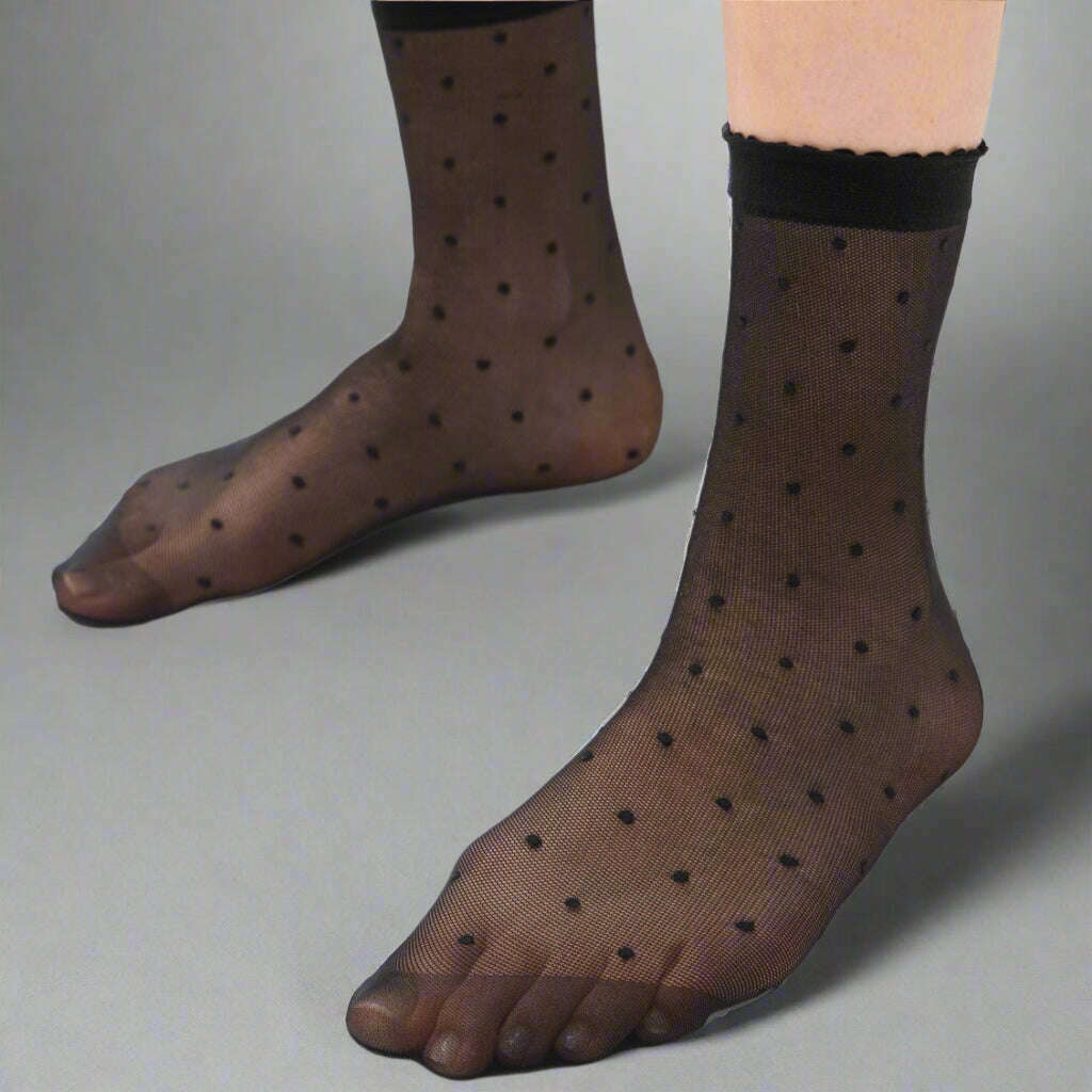 falke-dot-15-den-women-ankle-sockssocksfalkeplum-bottom-34086573