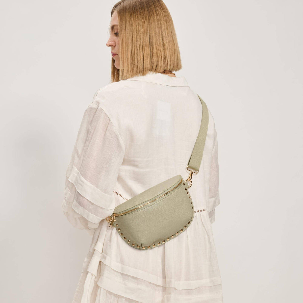 [Moda Luxe - Gizelle Belt Bag: Black], [Handbags], [Moda Luxe], [Plum Bottom].