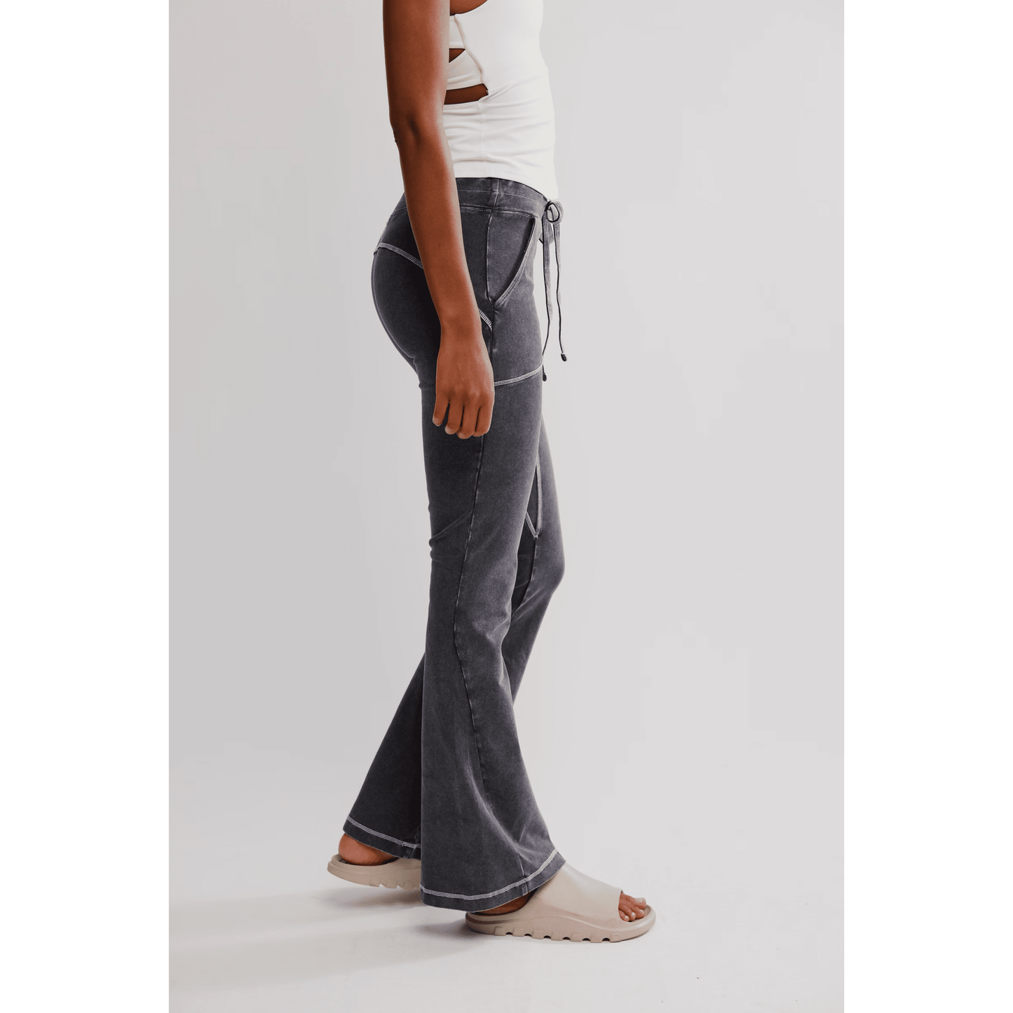 FREE PEOPLE-New Flow Flare Leggings