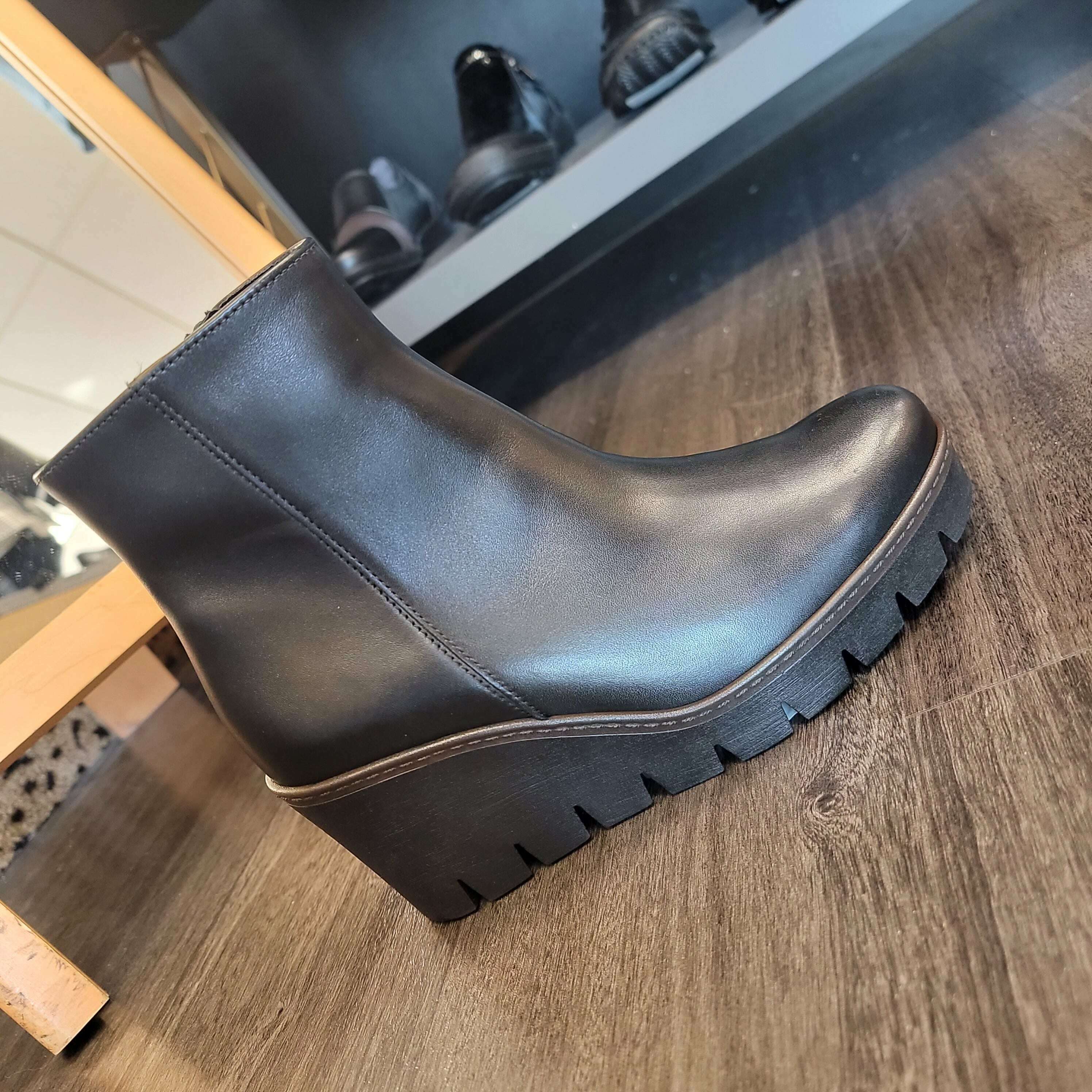 Wedge boots outlet ireland