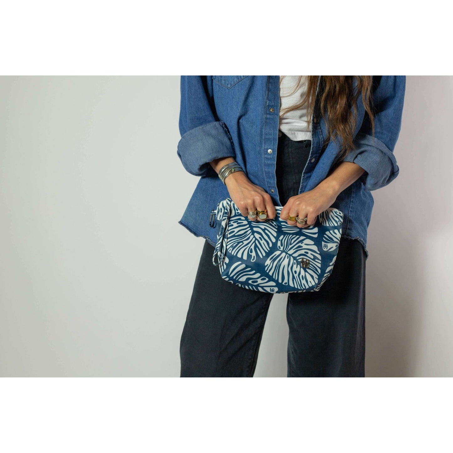 [Love Bags - POOL PARTY Water Resistant Pouch - Turtle Bay], [], [Love Bags], [Plum Bottom].