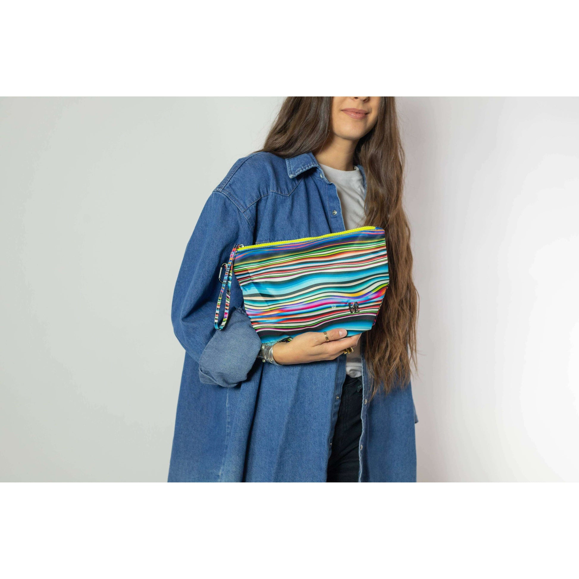 [Love Bags - POOL PARTY Water Resistant Pouch - Wavy Gravy], [], [Love Bags], [Plum Bottom].