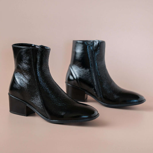 NAOT - Goodie - Crinkle Black Patent, Boots, Yaleet, Plum Bottom