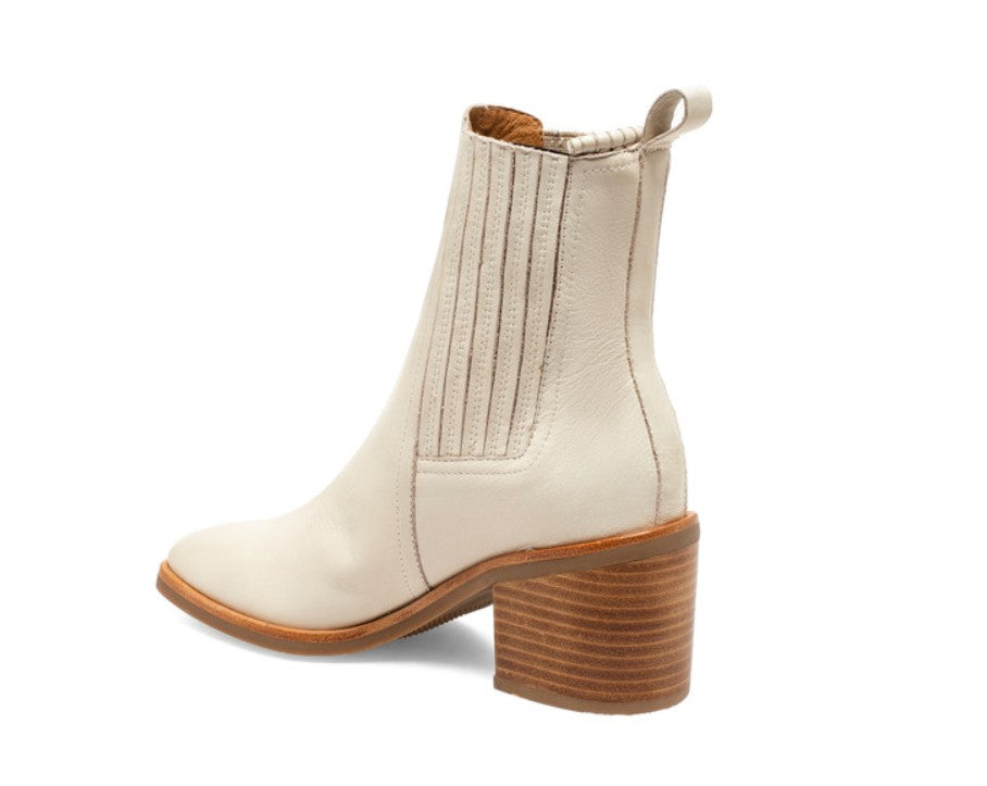 SILENT D- Naydo in Oatmilk