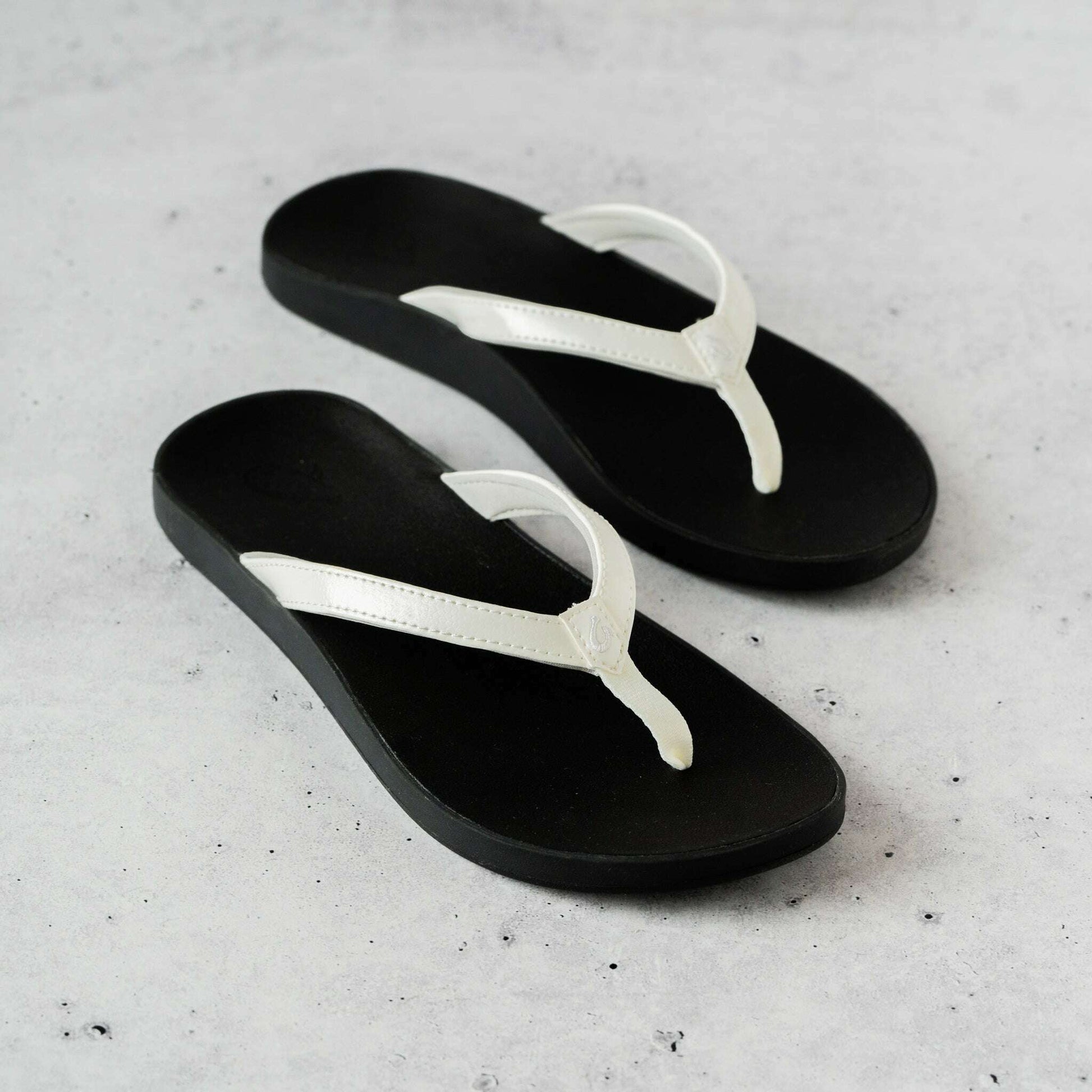 Olu'Kai - Pu'Awe, Sandals, Olukai, Plum Bottom