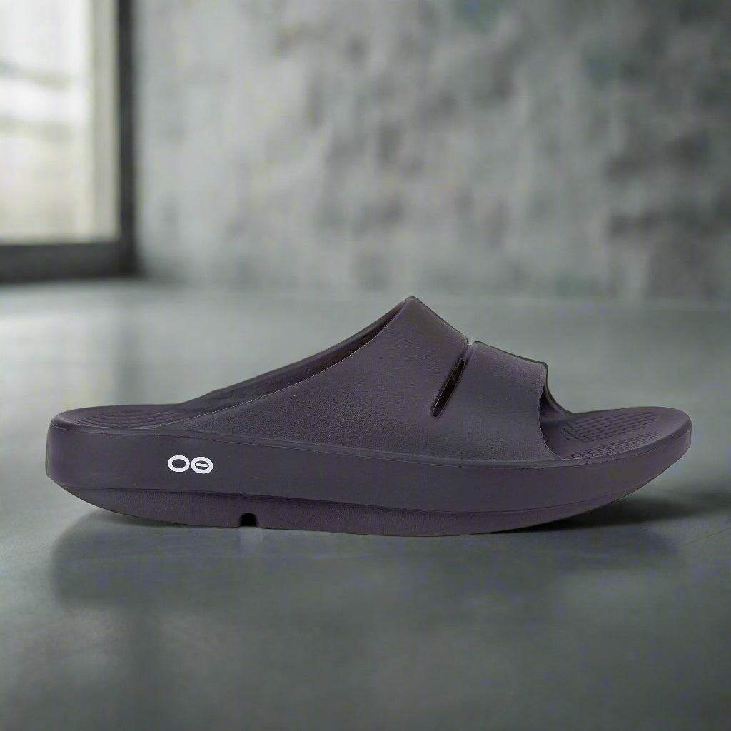 OOFOS - OOAHH - Black, Sandals, OOFOS, Plum Bottom