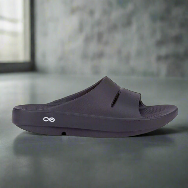 NWT OOFOS Black Slide Sandals Women main image 4