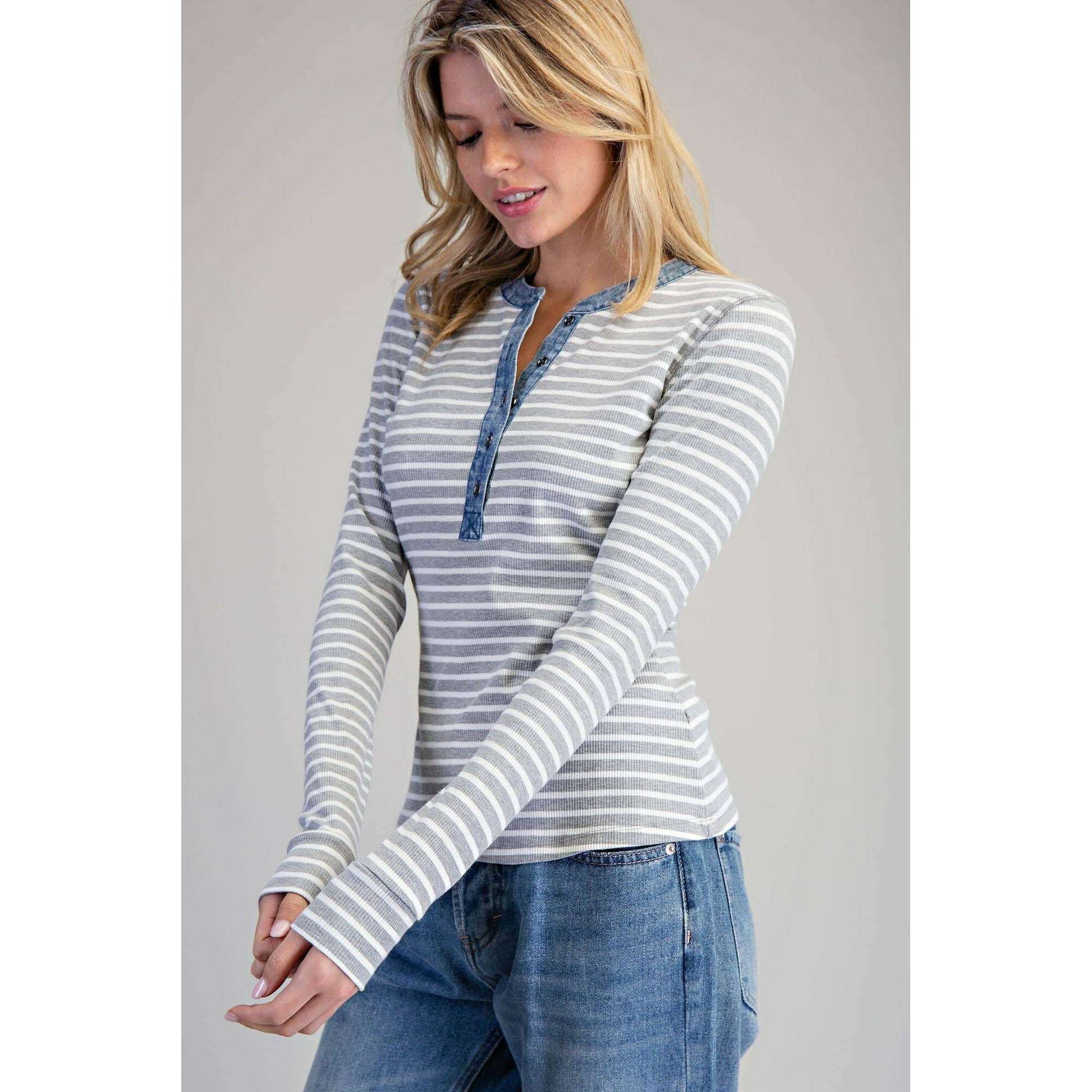 Peace Love Line - PL8295 - SNOW WASH TWO TONE BUTTON DOWN TOP: CINNAMON / L, Shirts, Peace Love Line, Plum Bottom