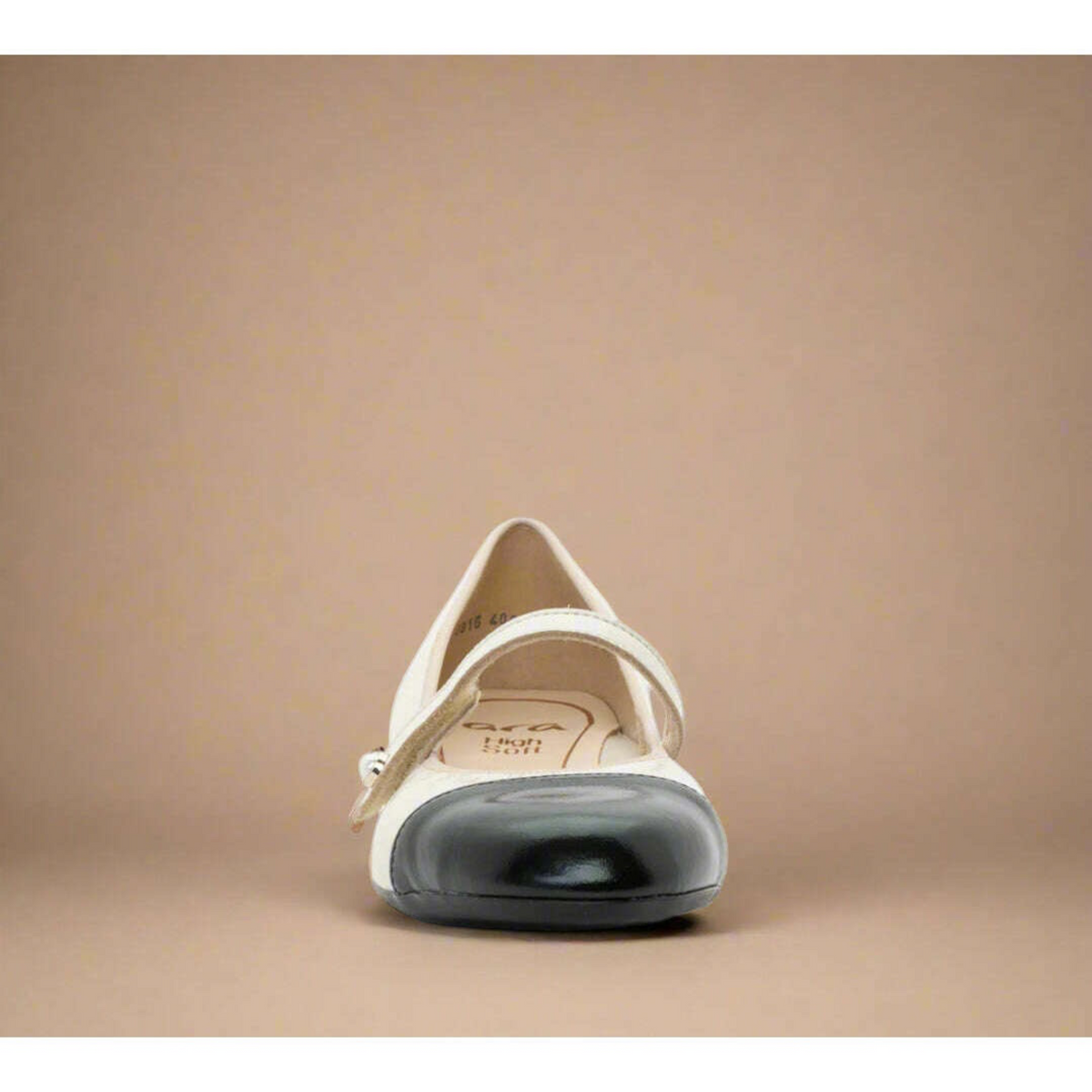 ARA- Sapphire in Cream/Navy, Flats, Ara, Plum Bottom