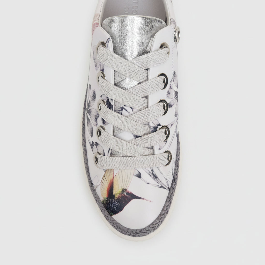 BELLA COMFORTO White Hummingbird Sneakers