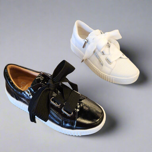 EOS - Jovi - Black Patent & White