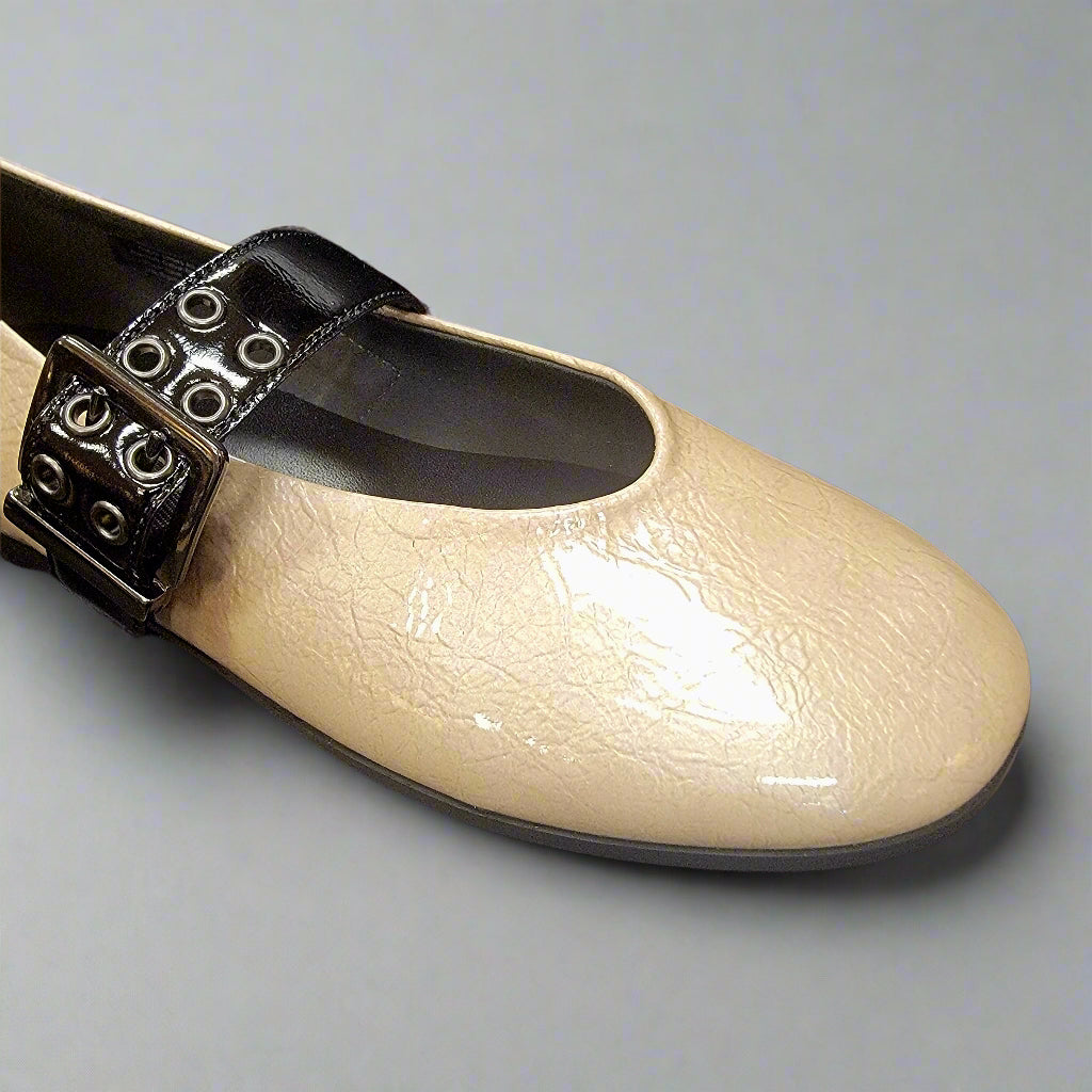 GABOR - 74.152.92 - Beige Crinkle Patent/Black Patent