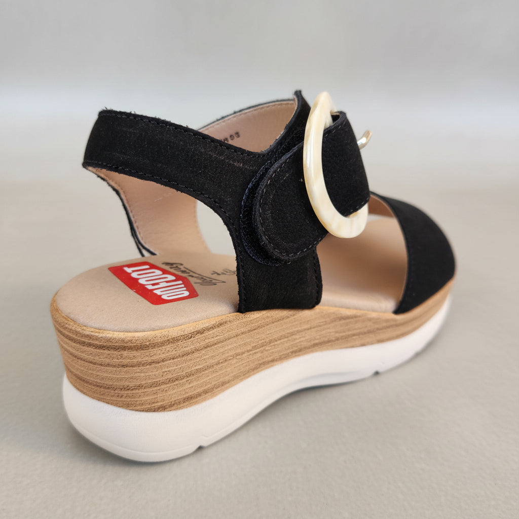 ON FOOT Boticeli Wedge Sandal