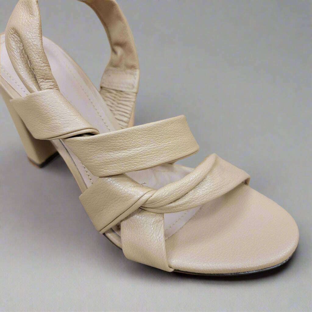 koko-palenki---brandy---beige-leatherpumpskoko-palenkiplum-bottom-34464337