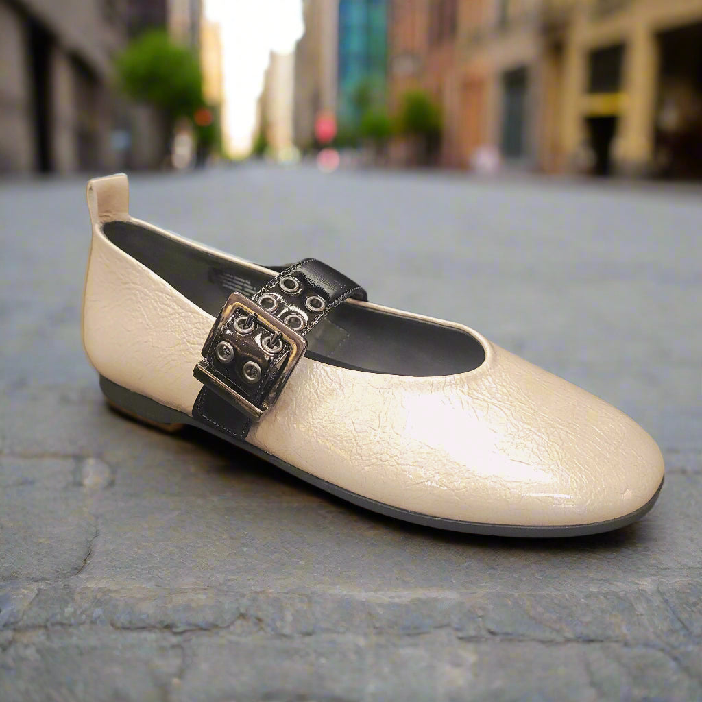 GABOR - 74.152.92 - Beige Crinkle Patent/Black Patent