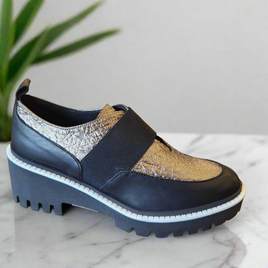 EZZIO - 49041 - Lug Wedge in Black and Pewter