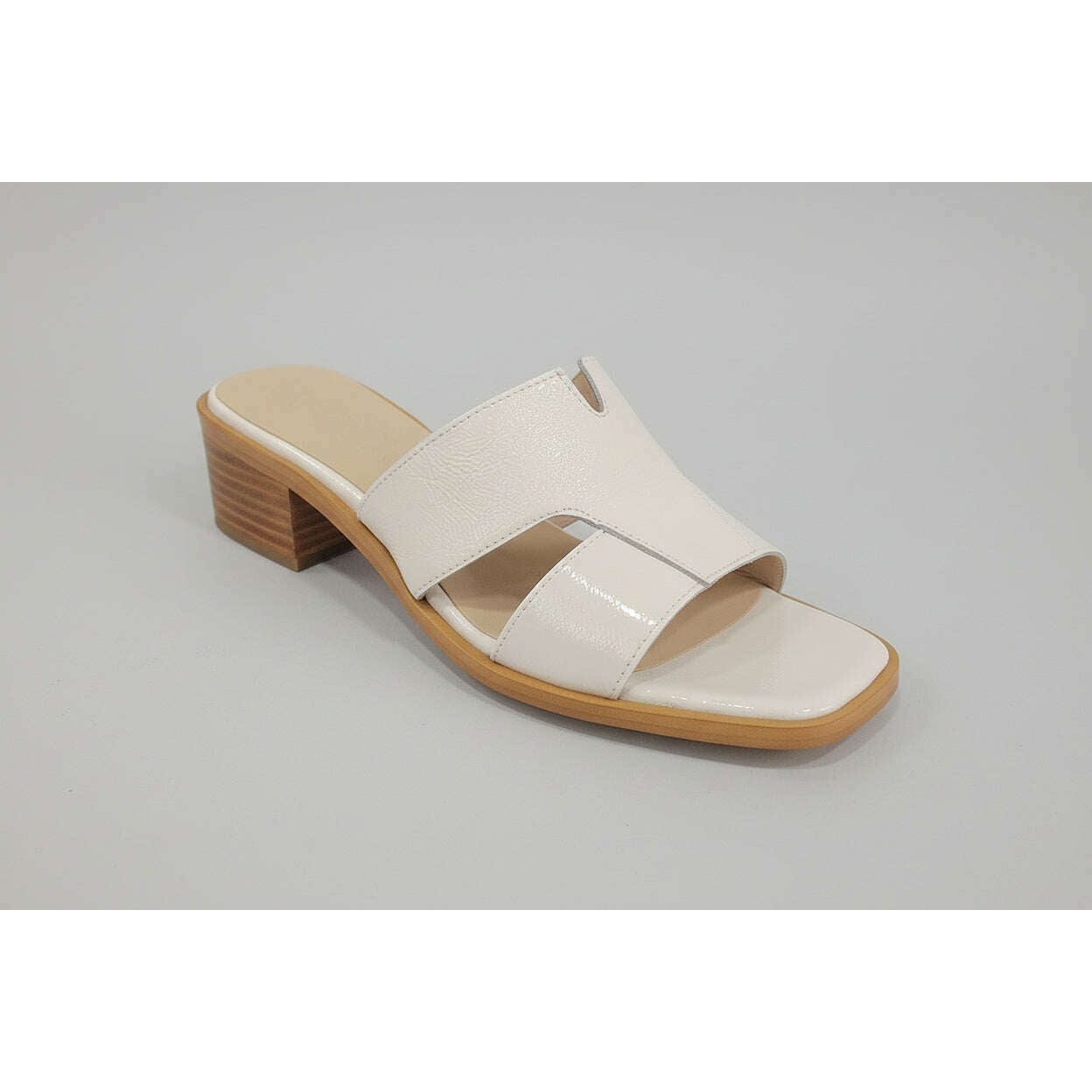 wonders--coral-patent-off-white-patentsandalswondersplum-bottom-35073302