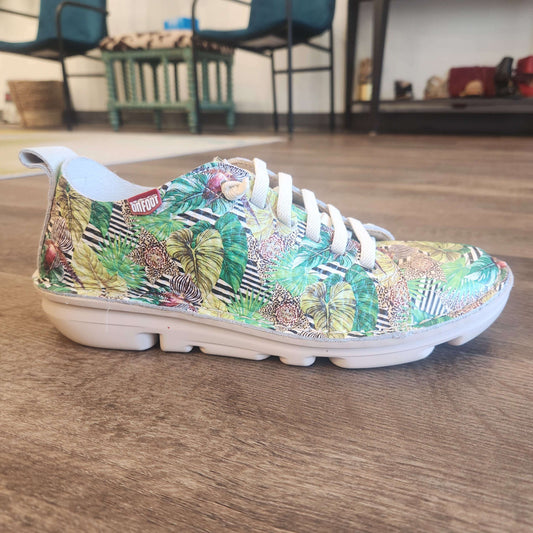 on-foot---baltimore---botanicasandalsonfootplum-bottom-34269787