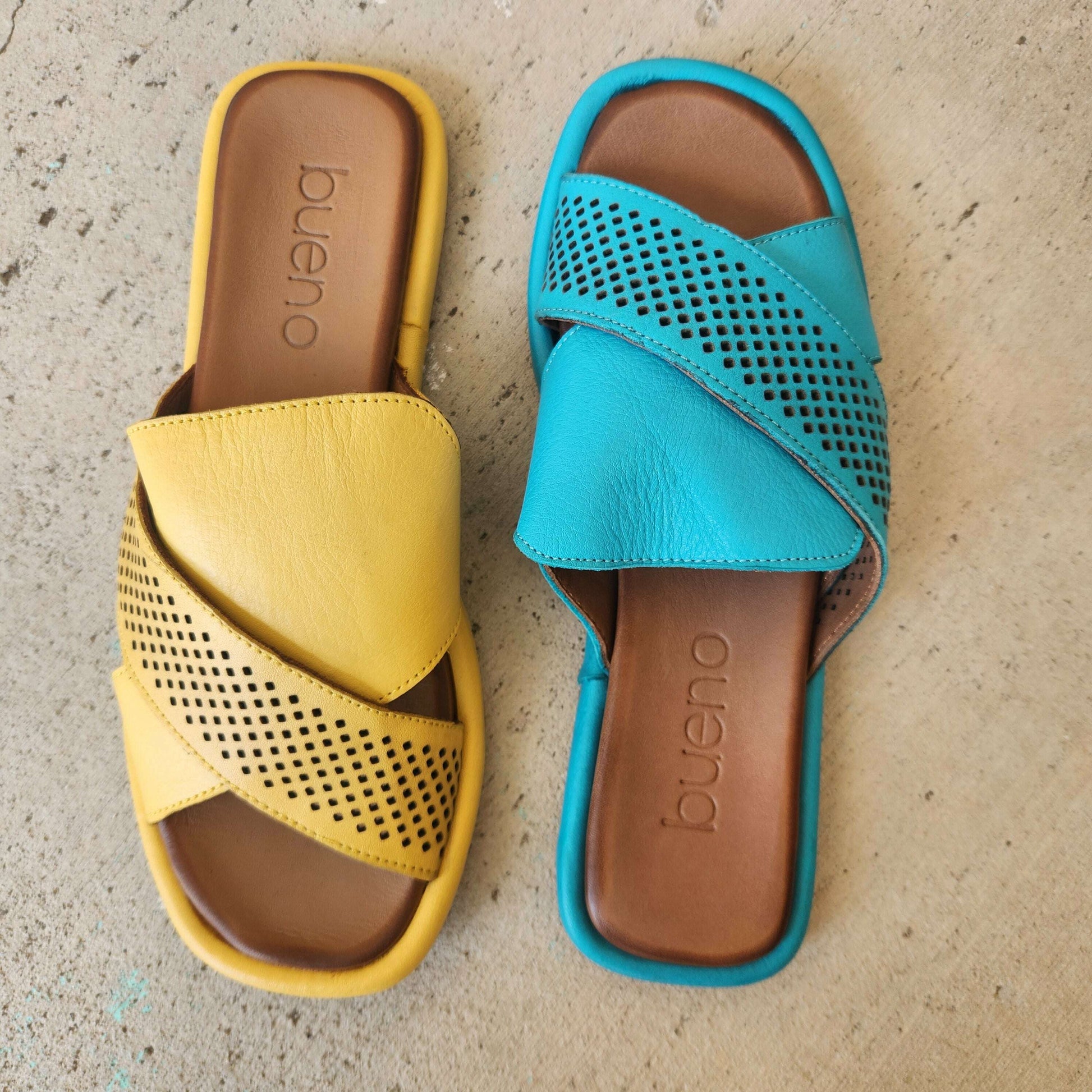 bueno-eddison-slide-sandalsandalsbuenoplum-bottom-35917943