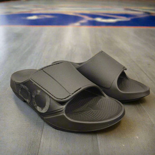 oofos---ooahh-sport-flex---blackshoesoofosplum-bottom-34463779