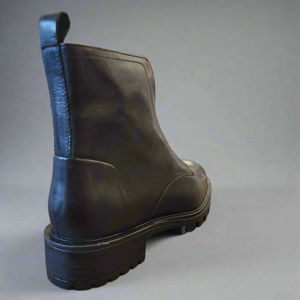 ara-tourmaline-in-blackleopardbootsaraplum-bottom-34464346