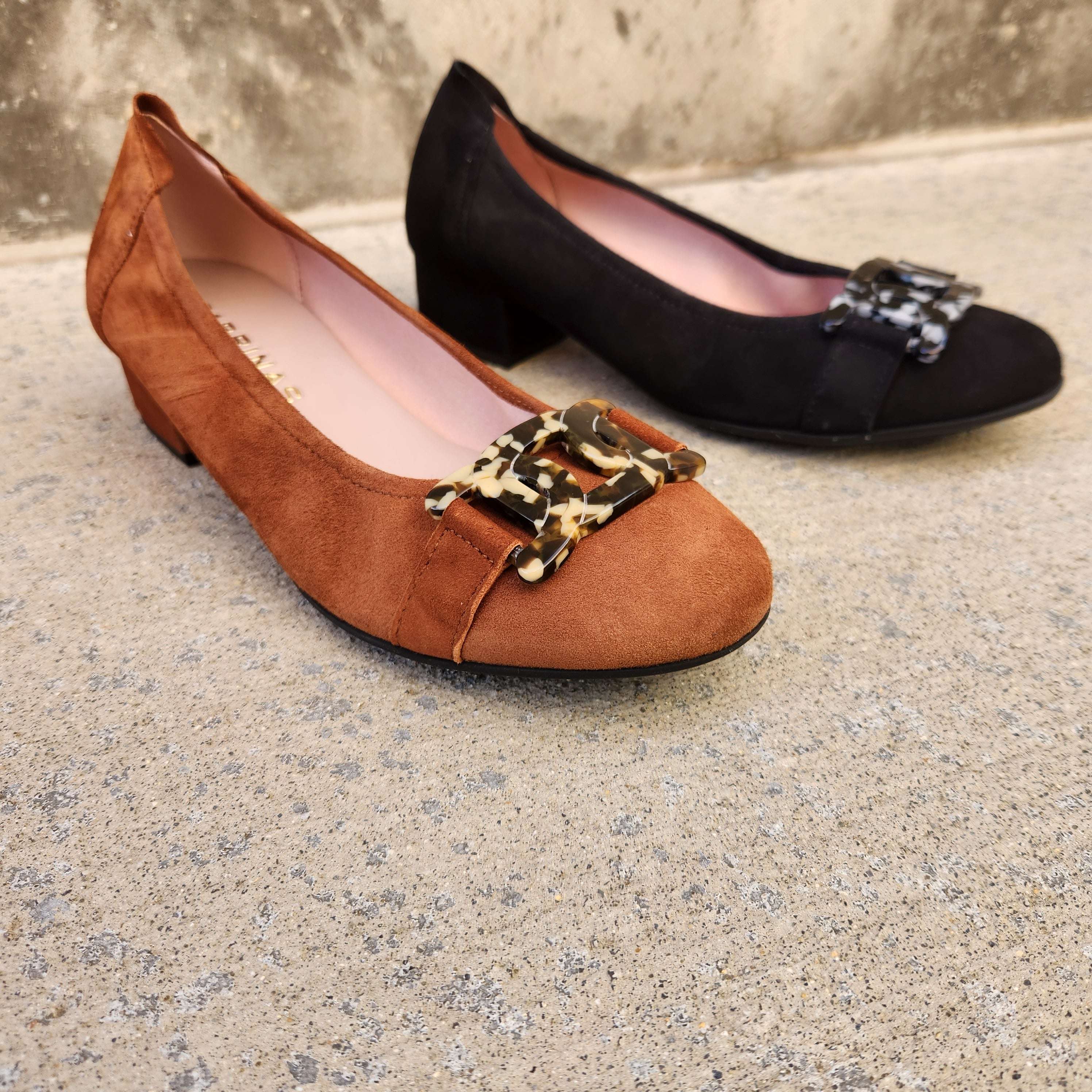 Low Heel Pumps – Plum Bottom