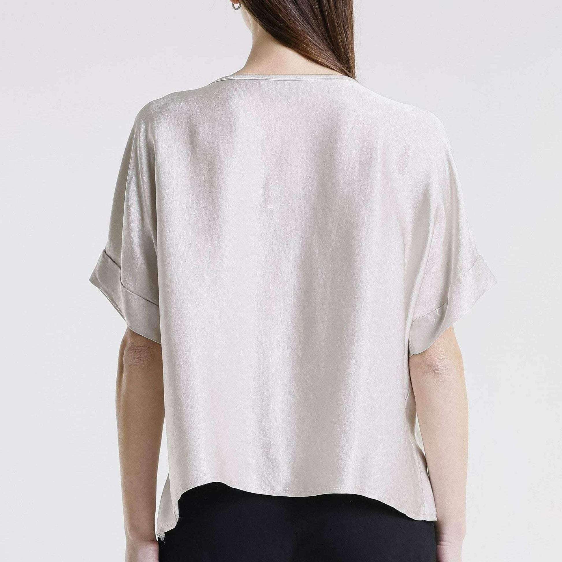 [TINA Stephens Italy/Tees By Tina - Venus Viscose Sheen Top (BSS235): 233 Champagne / One Size], [], [TINA Stephens Italy/Tees By Tina], [Plum Bottom].