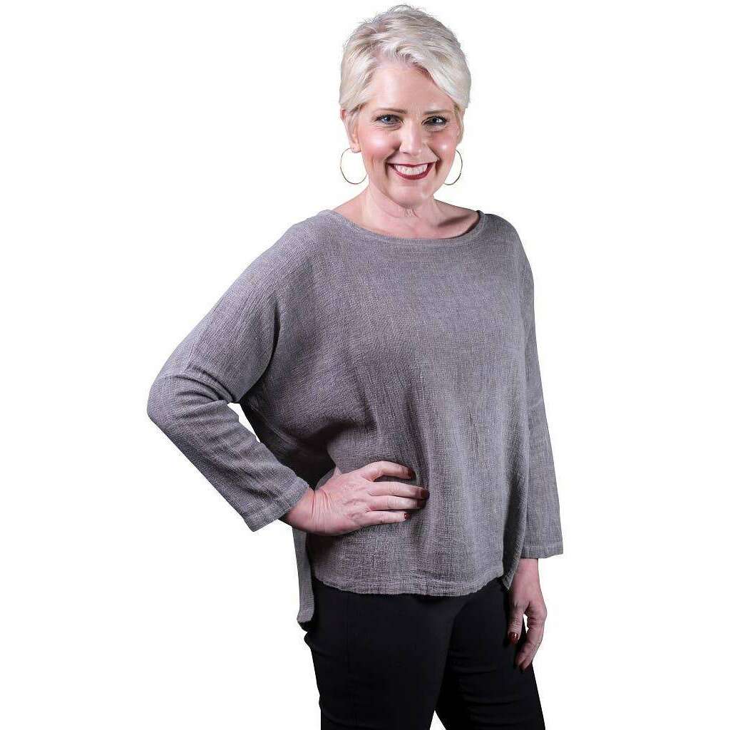 [TINA Stephens Italy/Tees By Tina - Noa Long Sleeve Raglan Top (BLS116): 100 White], [], [TINA Stephens Italy/Tees By Tina], [Plum Bottom].