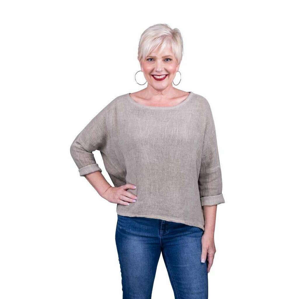 [TINA Stephens Italy/Tees By Tina - Noa Long Sleeve Raglan Top (BLS116): 100 White], [], [TINA Stephens Italy/Tees By Tina], [Plum Bottom].