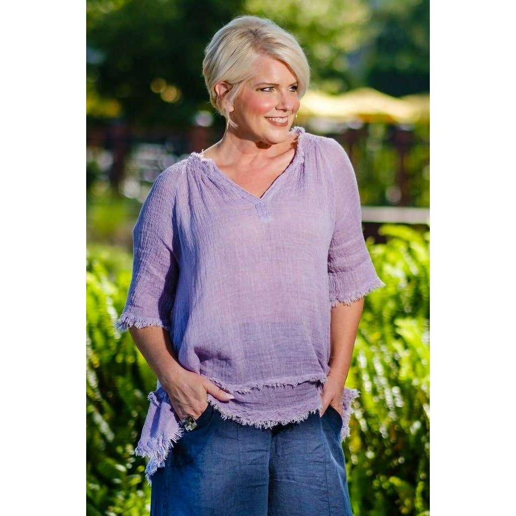 [TINA Stephens Italy/Tees By Tina - Zariah Crinkle Linen Raw Edge Top (BB104): 100 White], [], [TINA Stephens Italy/Tees By Tina], [Plum Bottom].