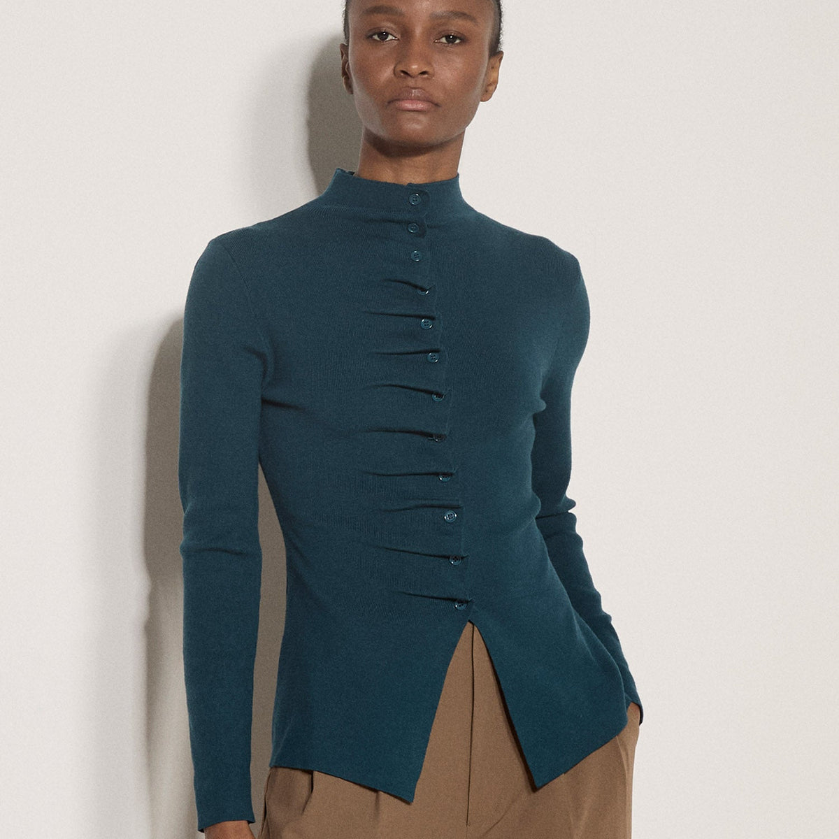 APRICOT Pleat Button Knit Top