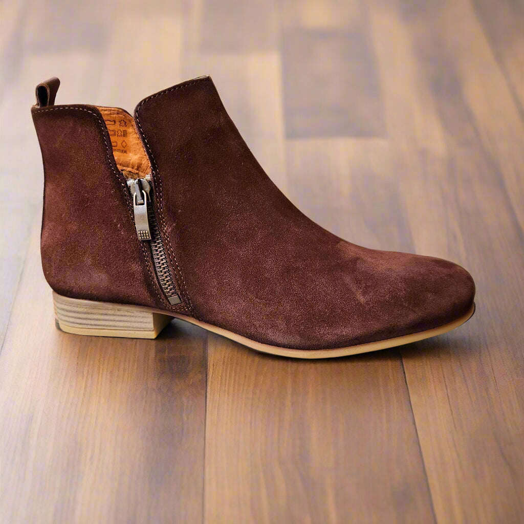 ERIC MICHAEL Isabella Low Ankle Boot, Boots, Eric Michael, Plum Bottom