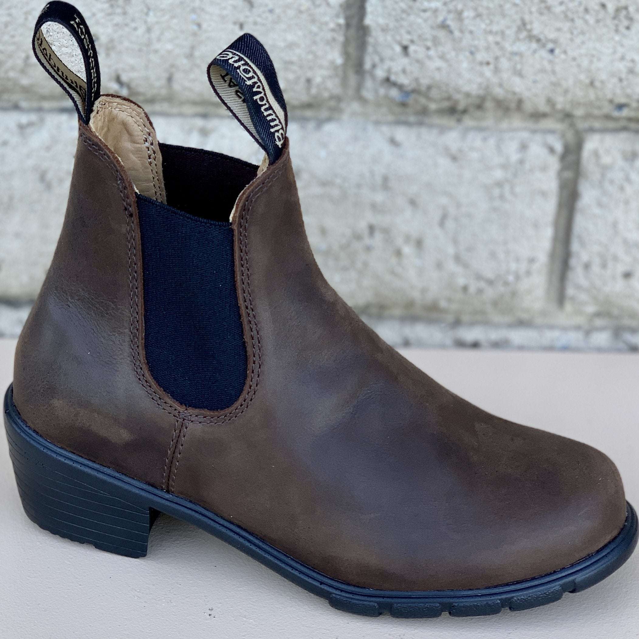 Blundstone width on sale