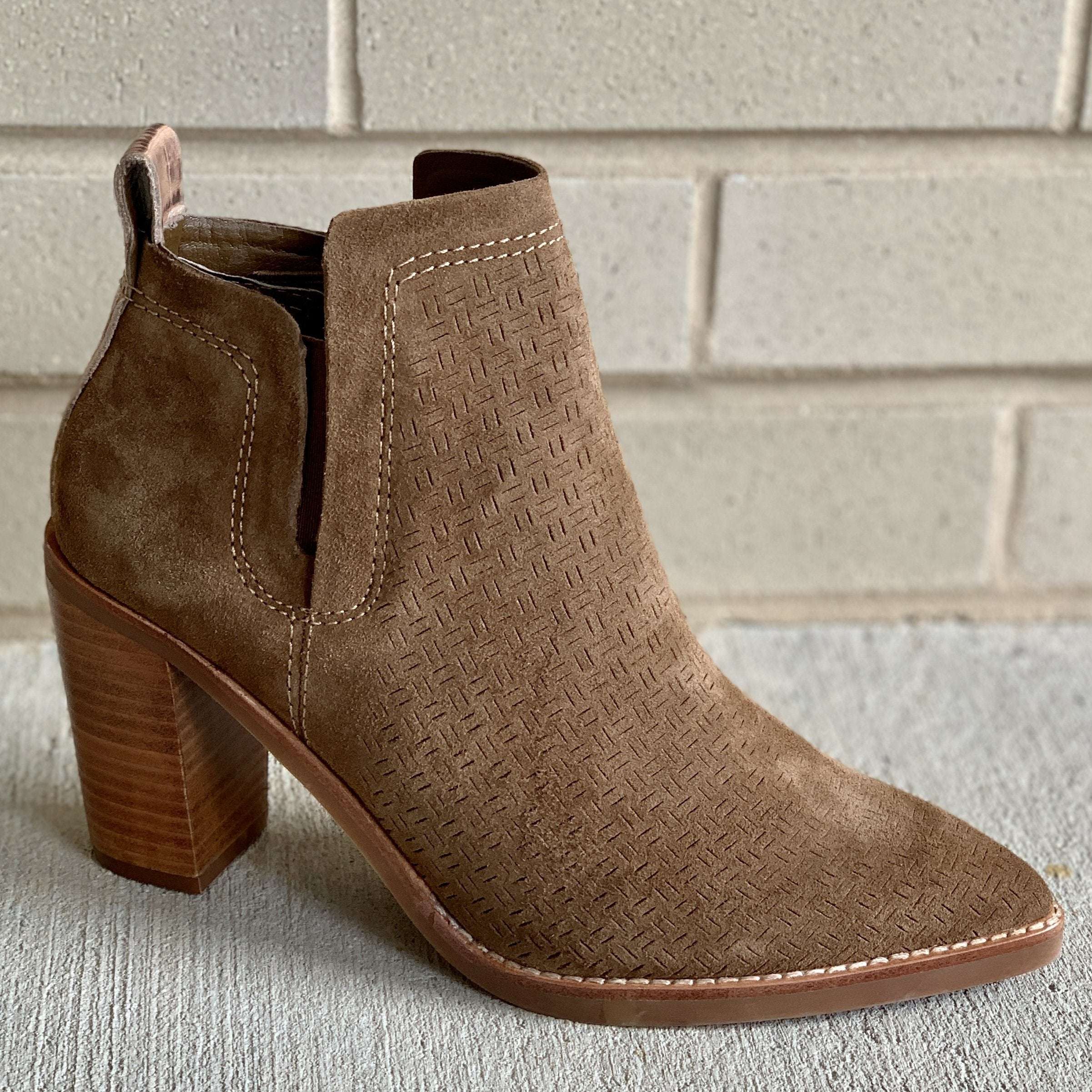 Dolce vita deals santo booties