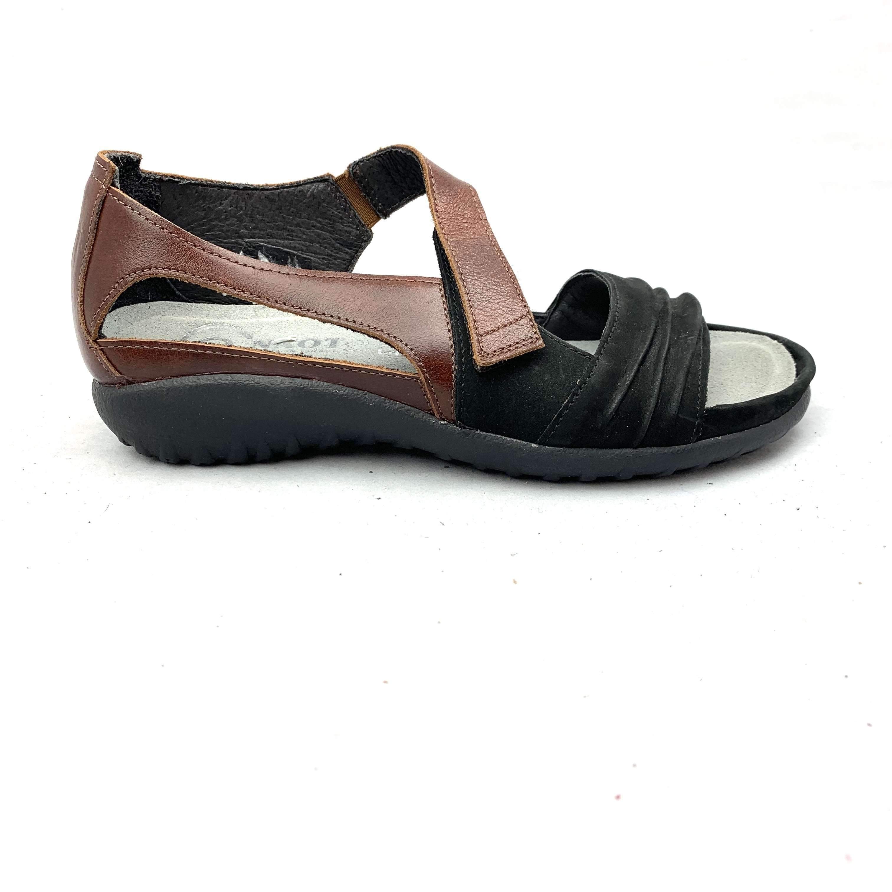 Naot papaki sandal on sale