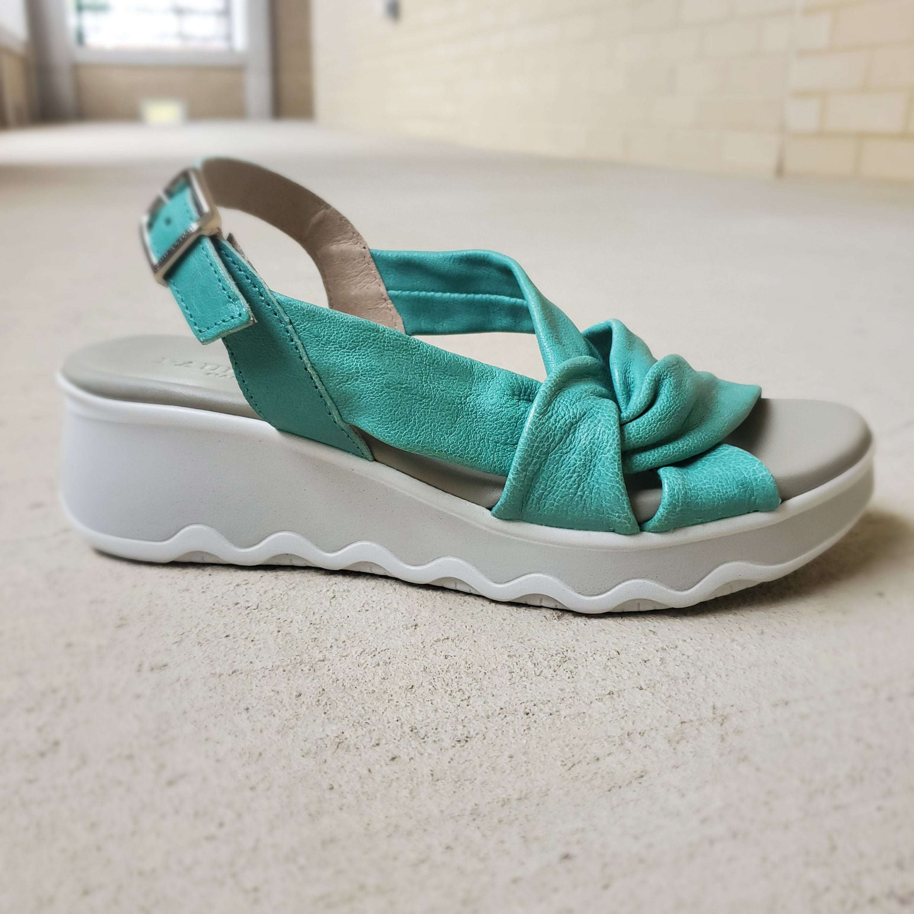 PAULA URBAN Mint green or blush pink leather fashion comfort