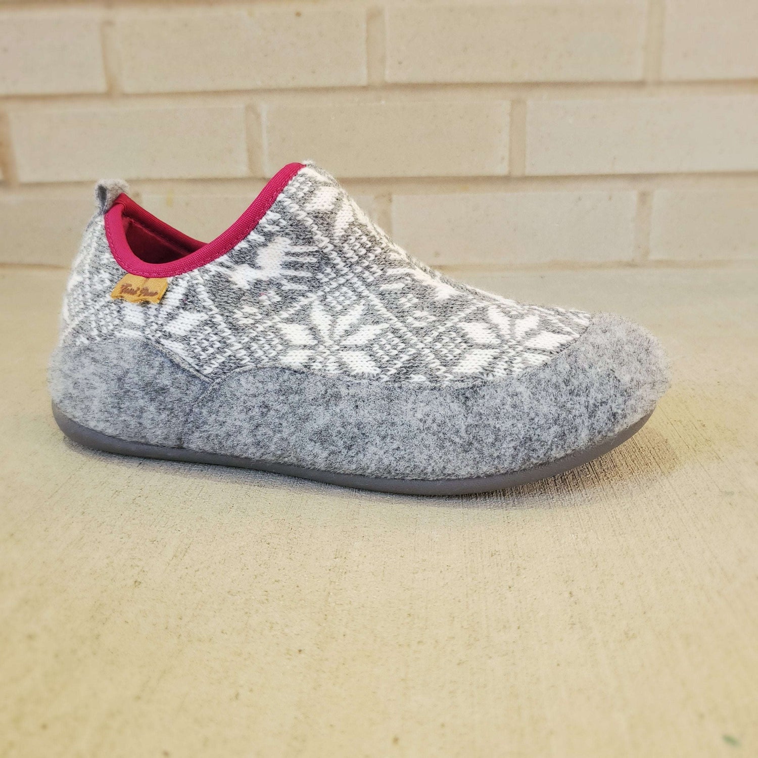 [Toni Pons - Mare], [Shoes], [Toni Pons], [Plum Bottom].